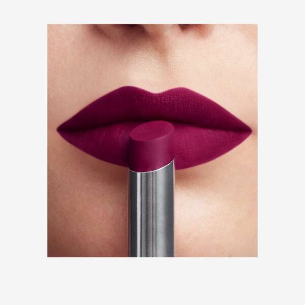 colour-unlimited-ultra-fix-lipstick-the-one-ultra-burgundy-lips