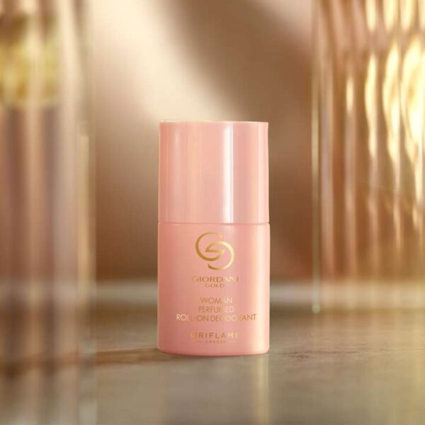 giordani-gold-woman-perfumed-roll-on-deodorant-3