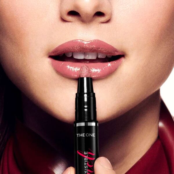 irresistible-touch-high-shine-lipstick-the-one-charming-rose